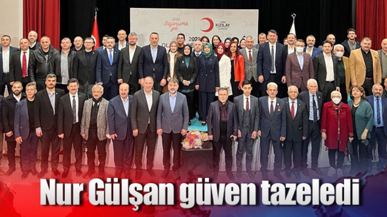 Kızılay Adapazarı’nda Nur Gülşan güven tazeledi