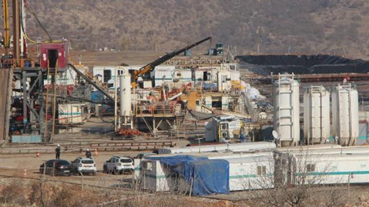 Gabar'da günlük 5 bin 300 varil petrol çıkarılıyor