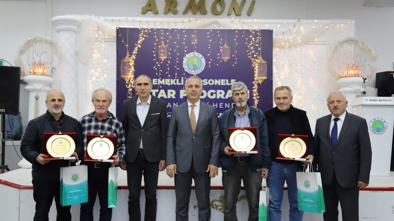 Babaoğlu EYT'den emekli olanlar personellere iftar