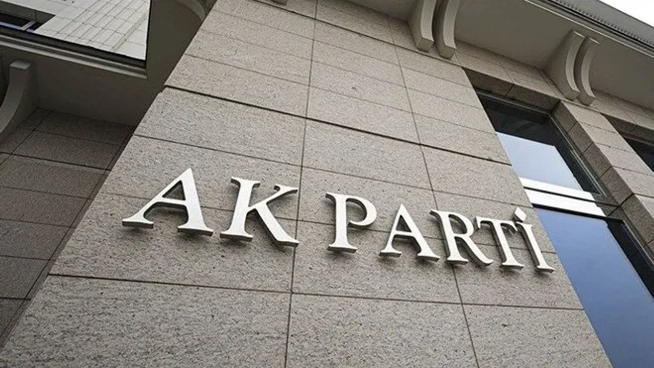 AK Parti'den Ümit Özdağ'a ziyaret