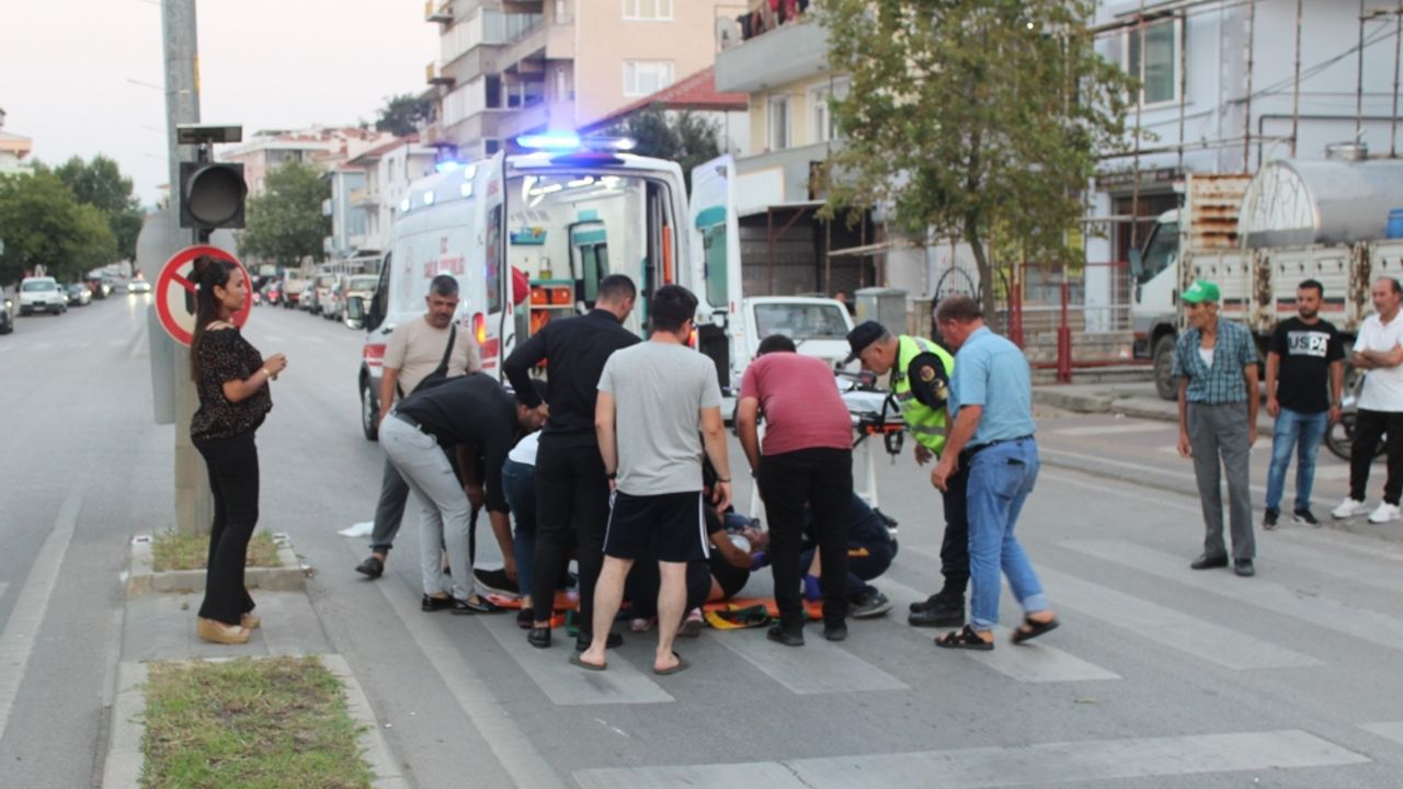 Çanakkale'de motosikletten düşen sürücü yaralandı
