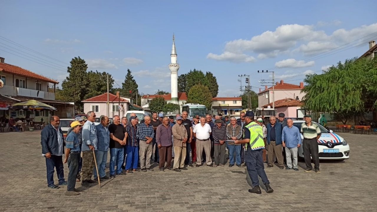 Edirne'de jandarma ekiplerinin trafik eğitimleri sürüyor