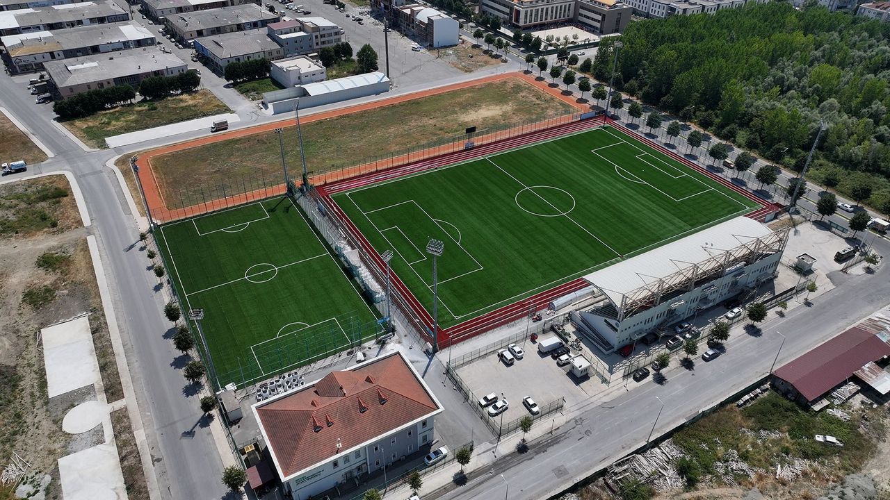 Ekrem Karaberberoğlu Futbol Altyapı Tesisleri FIFA Quality Sertifikası Aldı