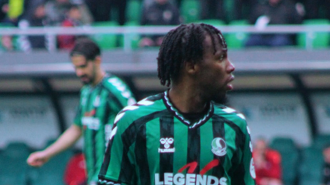 Sakaryaspor’a FIFA’dan Transfer Yasağı Cezası