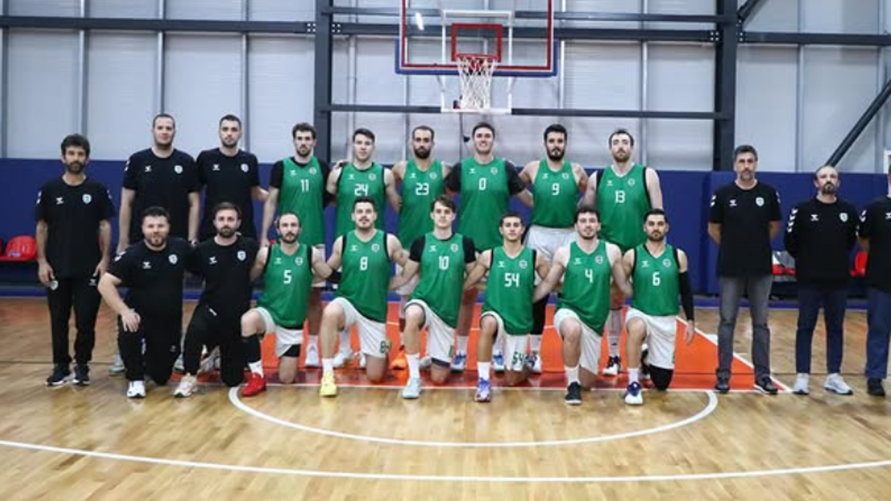 Sakarya Büyükşehir Belediye Basketbol Takımı Deplasmanda Galip