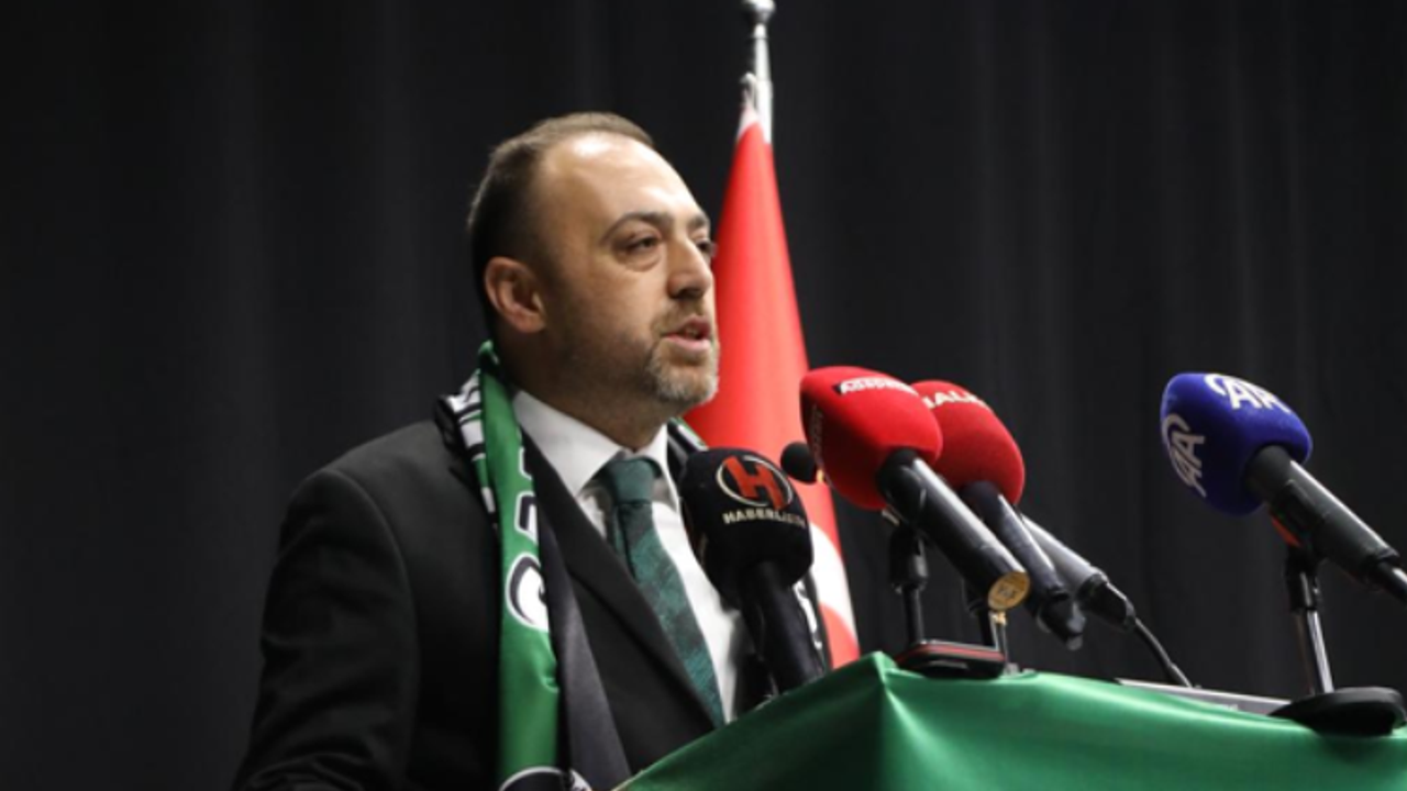Enes Zengin'den Kongredeki Olaylara Sert Tepki
