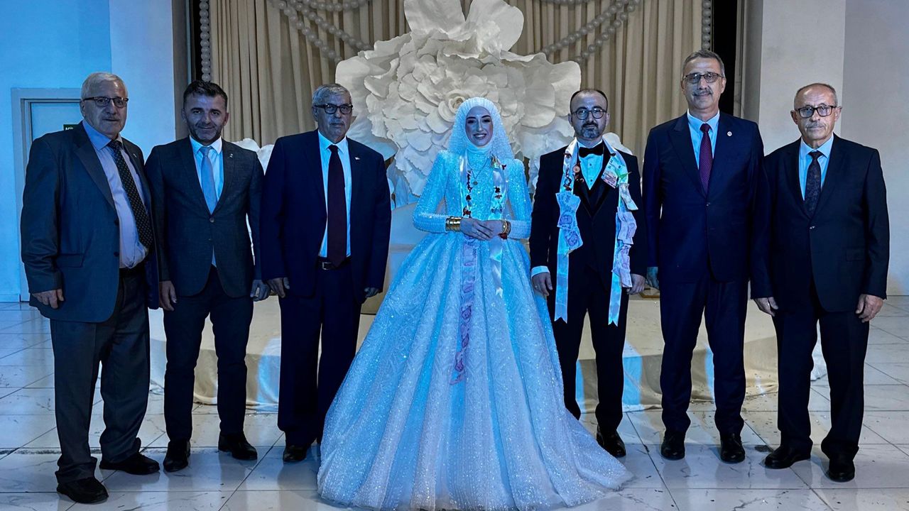 Vekil Bayraktar, Nihal ve Enes Çiftinin Mutluluğuna Ortak Ol