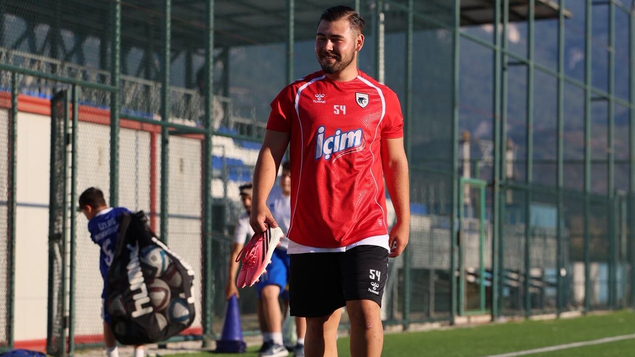 Keremcan Yüzer: Pamukovaspor'la şampiyonluk hedefi
