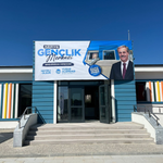 Arifiye Gençlik Merkezi ve Yüzme Havuzu Tanıtıldı