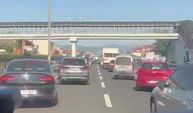 Ambulansa yol vermek için...
