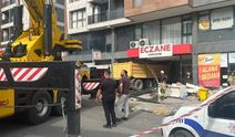 Hafriyat kamyonu eczaneye daldı: 6 yaralı!