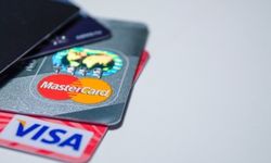Visa ile Mastercard, Rusya'daki operasyonlarını askıya aldı