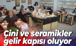 Çini ve seramikler kadınların ellerinde gelir kapısı oluyor