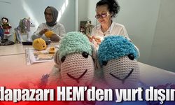 Kadınların yaptığı örgü bebekler yurt dışına satılıyor