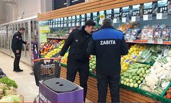 Sapanca’da marketler denetleniyor