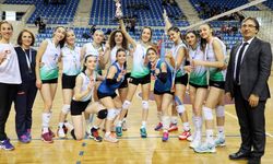 SUBÜ voleybol liginde şampiyon oldu