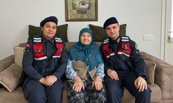Şaziye ninenin ördüğü çoraplar Mehmetçiğe ulaştı