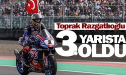 Razgatlıoğlu katıldığı yarışta 3'üncü oldu