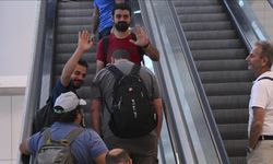 Tahliye edilen 101 kişi Türkiye'ye geldi