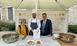 Türk Mutfağı Haftası etkinliğinde vatandaşlara yöresel yemekler ikram edildi
