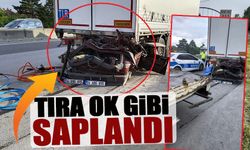 Tıra ok gibi saplandı: 1 ölü!