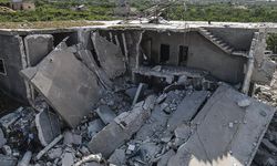 İdlib'e düzenlenen hava saldırısında 2 sivil öldü