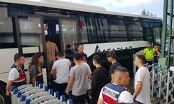 Kocaeli'de 138 düzensiz göçmen ülkelerine gönderildi