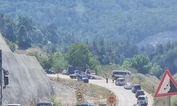 Bursa'da minibüs ile kamyonun çarpıştığı kazada 1 kişi öldü, 5 kişi yaralandı