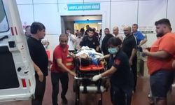 Kocaeli'de tırla çarpışan motosikletteki 2 kişi ağır yaralandı