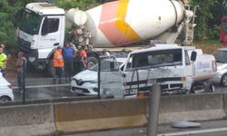 Kartal'da beton mikserinin çarptığı tankerin sürücüsü yaralandı