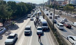 Kocaeli'de zincirleme trafik kazasında 5 polis memuru yaralandı