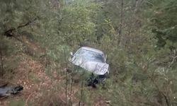 Taraklı'da uçuruma yuvarlanan otomobildeki 3 kişi yaralandı