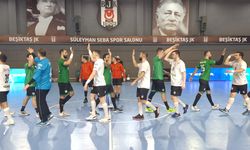 Büyükşehir Hentbol liderliği Beşiktaş’tan aldı: 43-38
