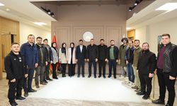 AK Gençlik Sakarya'dan Başkan Işıksu'ya ziyaret