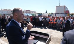 Kırklareli Belediye Başkanı Bulut belediye personeli ile bayramlaştı