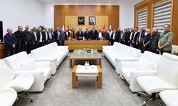 Suat Akın ve Terminal Esnafları Derneği, Başkan Alemdar'ı ziyaret etti
