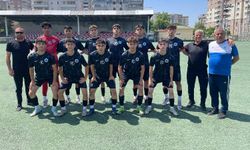 Gemlik Belediyespor U-17 Elit Lig'de şampiyon