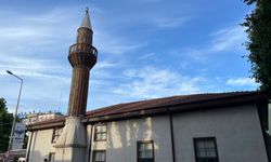 Sakarya'nın Tarihi Ağa Camii: Sade ve Manevi Atmosferiyle Dikkat Çekiyor