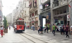 Sakaryalılar  İstiklal Caddesi'ne akın ediyor