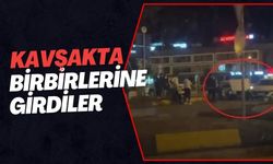 Kavşakta birbirlerine girdiler!