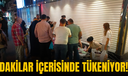 Çark Caddesi'nde Seyyar Giyim Satışlarına Yoğun İlgi