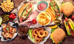 Eyvah! Fast food beslenme alışkanlığı depresyona sürüklüyor