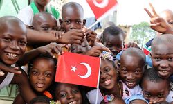 Financial Times: Türkiye Afrika'da Batı'ya göre üstün konumda