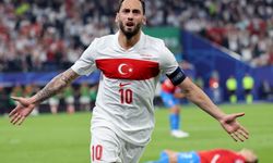 Hakan Çalhanoğlu, Ballon d'Or'a aday gösterildi