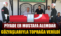 Piyade Er Mustafa Alemdar, gözyaşlarıyla toprağa verildi