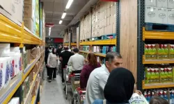 Yeni açılan zincir market izdihama neden oldu