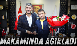 Makamında Ağırladı