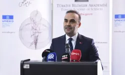 Bakan Kacır,  "Uzay teknolojilerinin uyduyla sınırlı olmadığının bilincindeyiz"