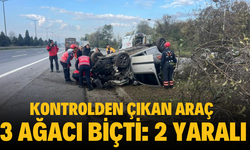 Kontrolden çıkan araç 3 ağacı biçti: 2 yaralı