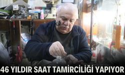 Tarihi Çarşıdaki 9 Metrekarelik Dükkanında 46 Yıldır Saat Tamirciliği Yapıyor